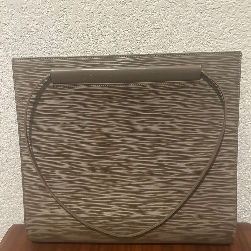 Louis Vuitton Epi Saint Tropez Shoulder Bag Greige